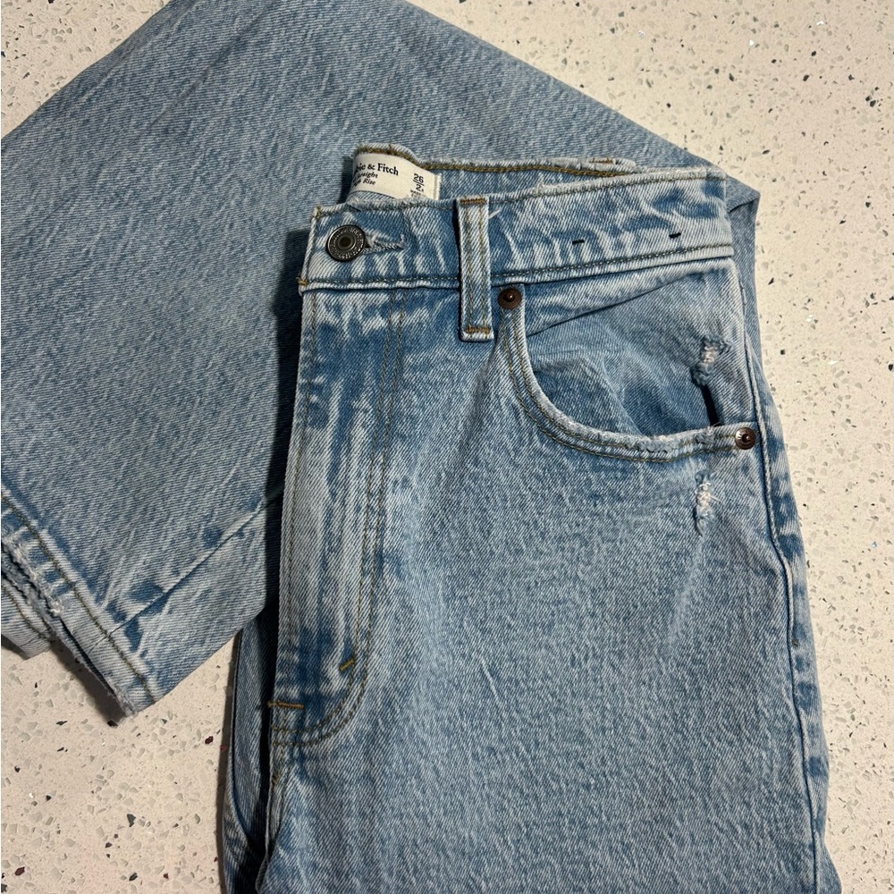 Abercrombie & Fitch High Rise Jeans